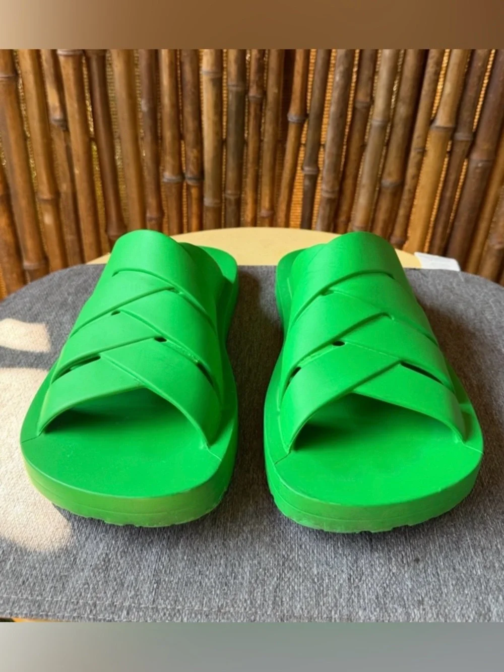 BOTTEGA VENNETA men’s rubber slides